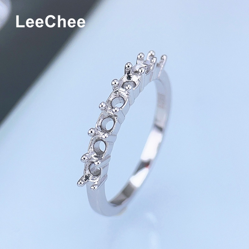 Moissanite Ring - Fixed Band Ring Settings for Moissanite