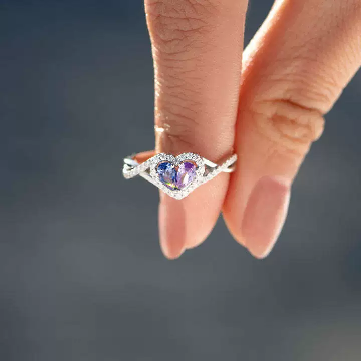 Personalized Heart Birthstone  - Moissanite Ring recension och pris
