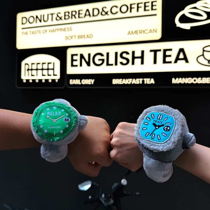 In Stock Pop Sunday Plush Rela - Jewelry And Watches recension och pris